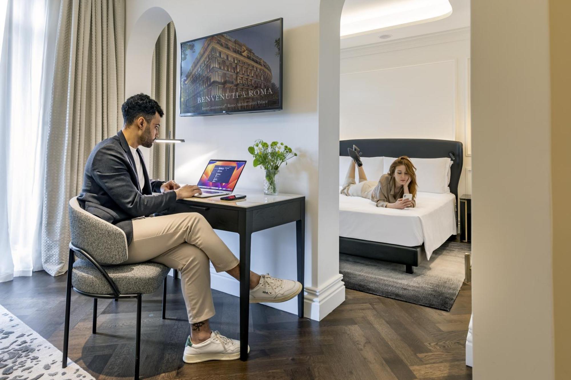 Intercontinental Rome Ambasciatori Palace By Ihg Bagian luar foto