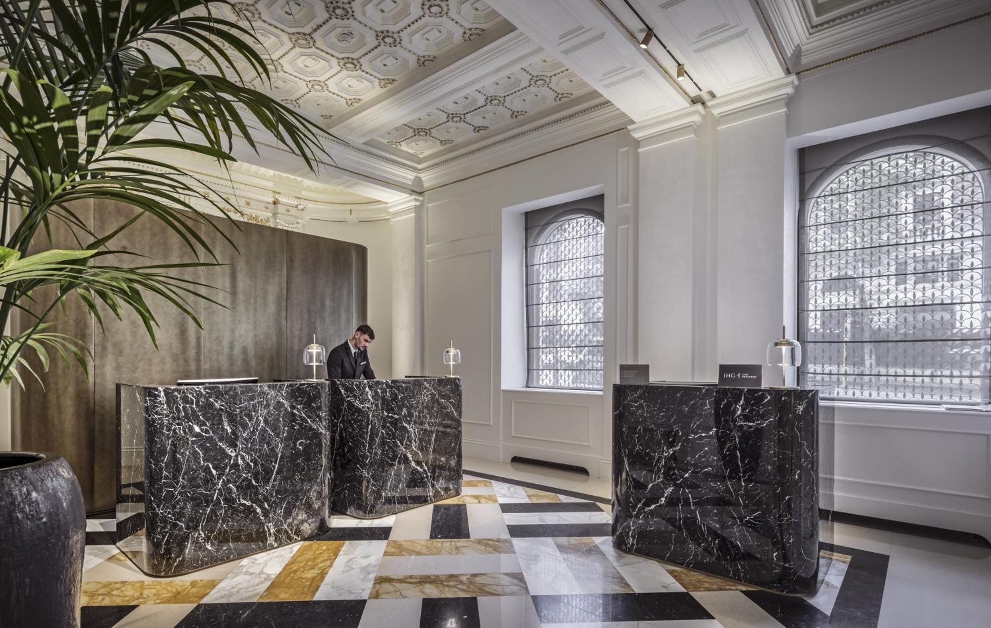 Intercontinental Rome Ambasciatori Palace By Ihg Bagian luar foto